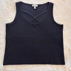 EUC St John Sport Black Ribbed Knit Top with Cross Detail - Sz XL